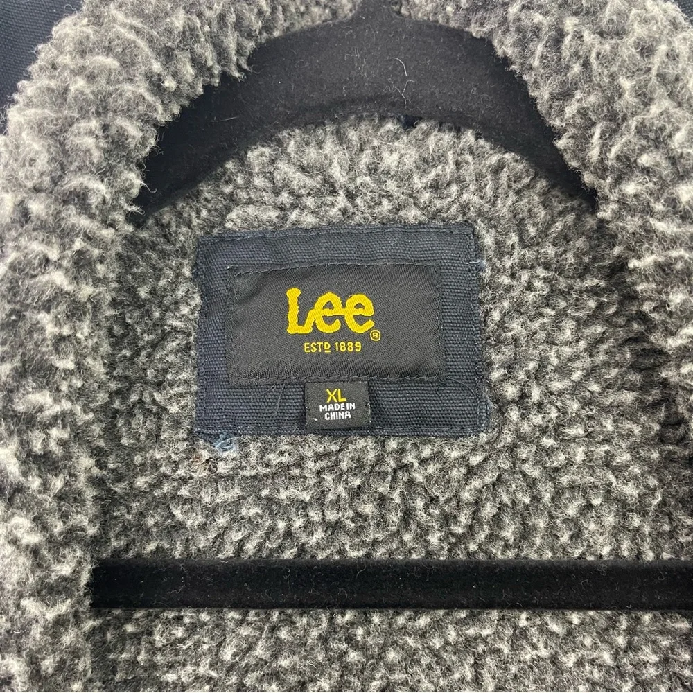 Lee Men’s Size XL Black Canvas Faux Sherpa Lined Vest - Picture 3 of 15